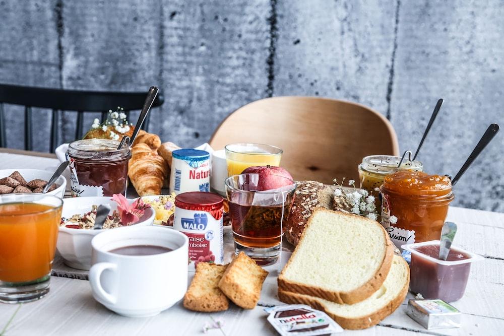 B&B Hotel Marseille Euromed Εξωτερικό φωτογραφία