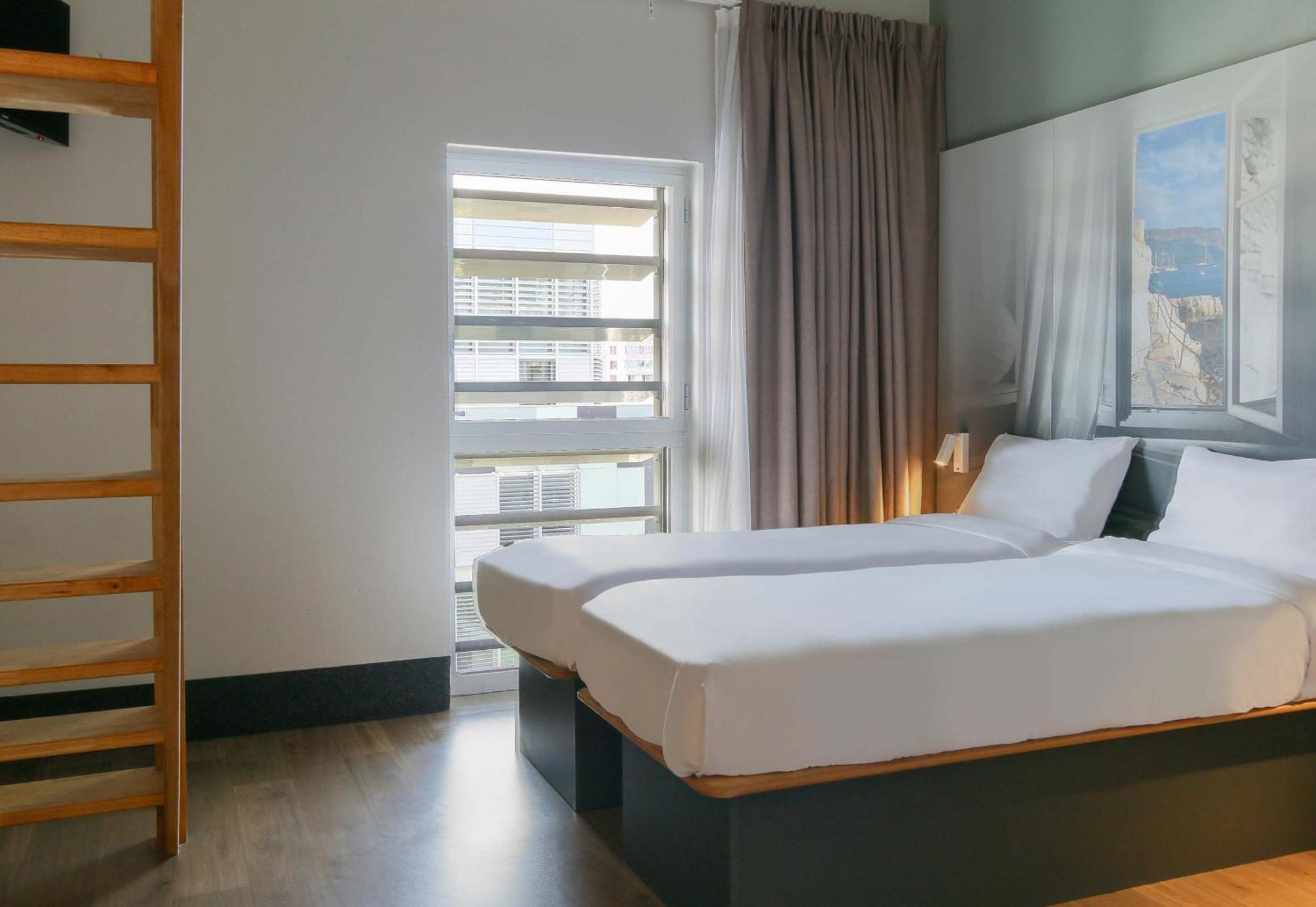 B&B Hotel Marseille Euromed Εξωτερικό φωτογραφία