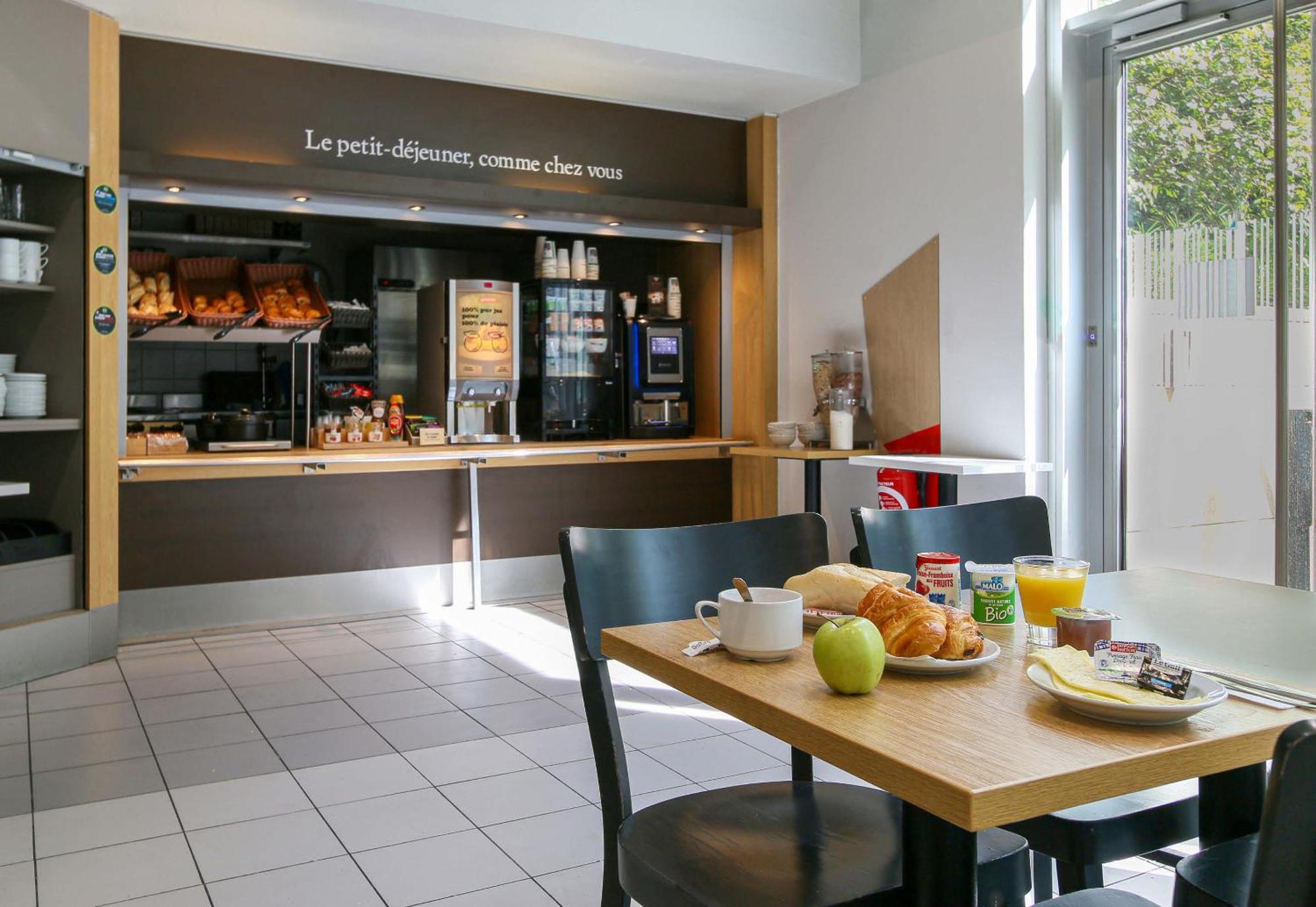 B&B Hotel Marseille Euromed Εξωτερικό φωτογραφία